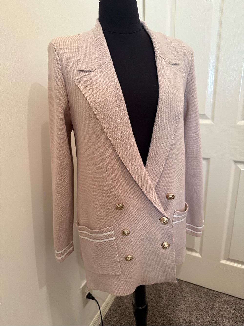 L’AGENCE Eileen Knit Double-Breasted Boyfriend Knit Blazer Blush Pink M $525 - Picture 5 of 15